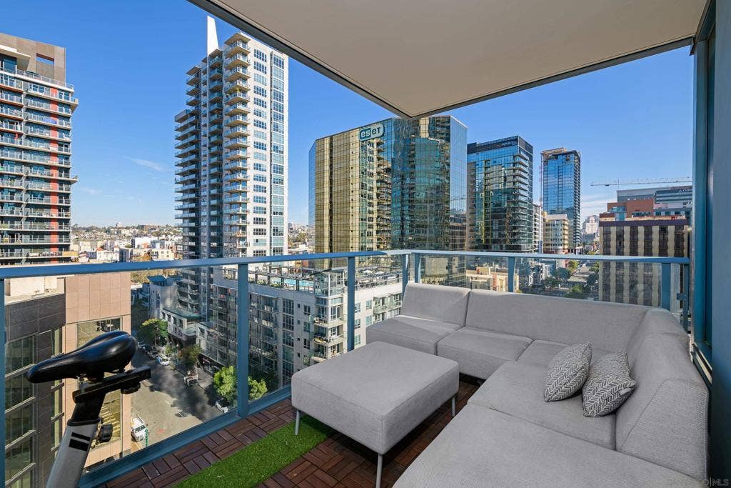 1388 Kettner Blvd., #1204, San Diego, CA 92101 1388 Kettner Blvd., #1204, San Diego, CA 92101