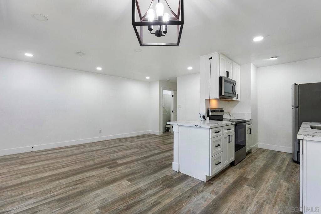 1649 Pentecost, #2, San Diego, CA 92105 1649 Pentecost, #2, San Diego, CA 92105