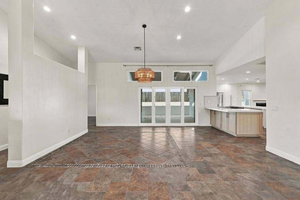 1480 Primrose, El Cajon, CA 92020