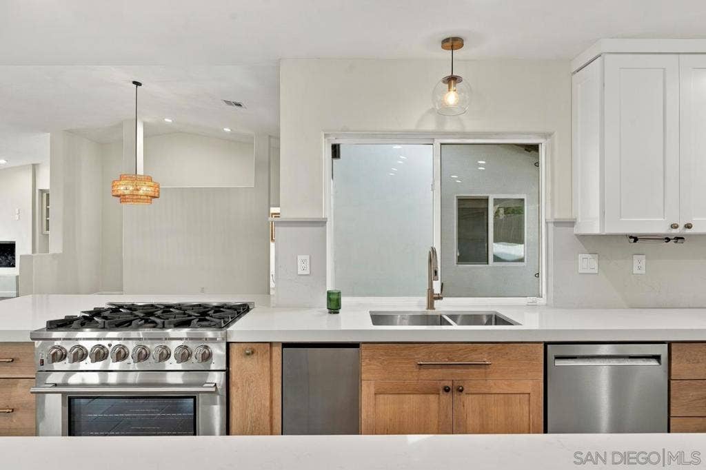 1480 Primrose, El Cajon, CA 92020
