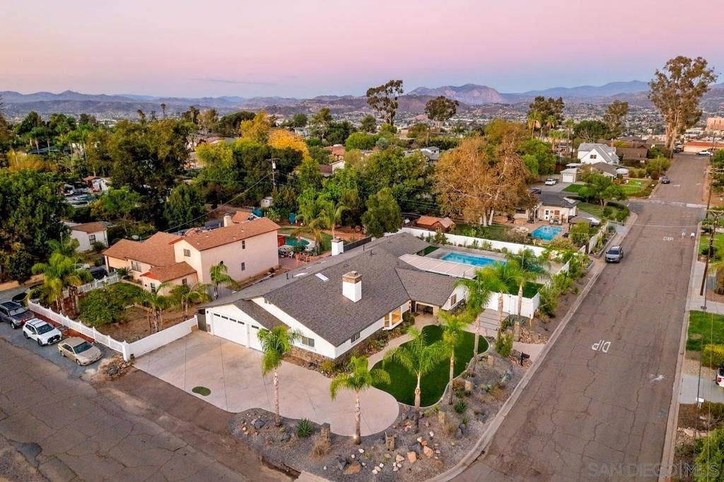 1480 Primrose, El Cajon, CA 92020