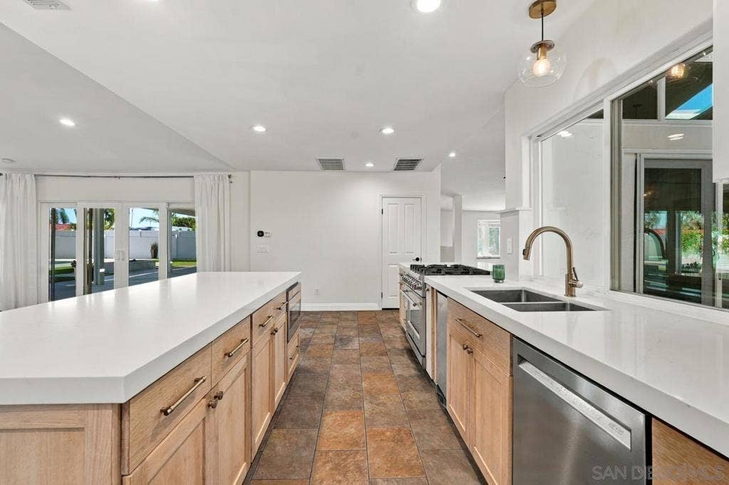 1480 Primrose, El Cajon, CA 92020