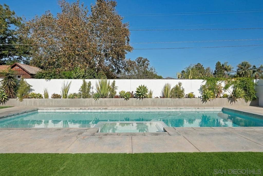 1480 Primrose, El Cajon, CA 92020