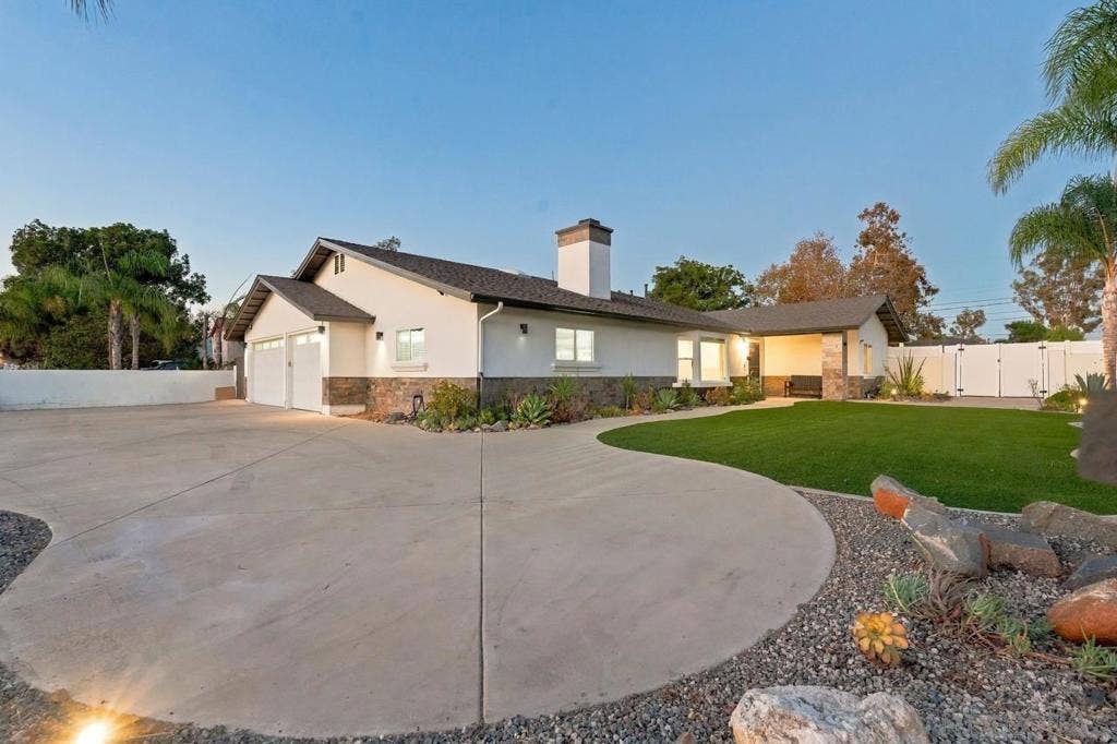 1480 Primrose, El Cajon, CA 92020