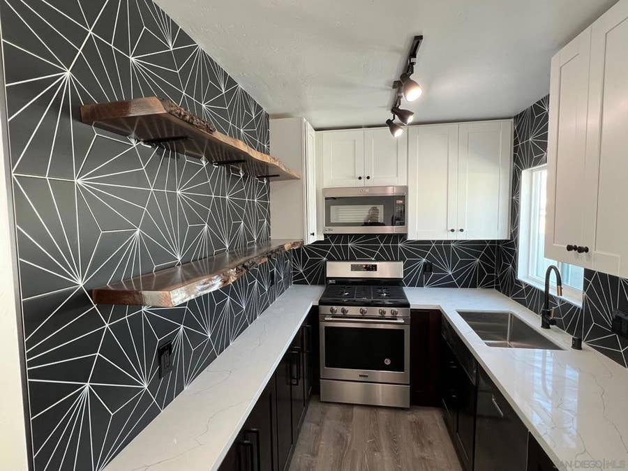 Property photo for 2019 Reed Ave., San Diego, CA