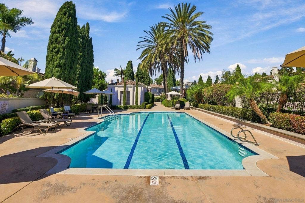 5330 Renaissance Ave., San Diego, CA 92122 5330 Renaissance Ave., San Diego, CA 92122