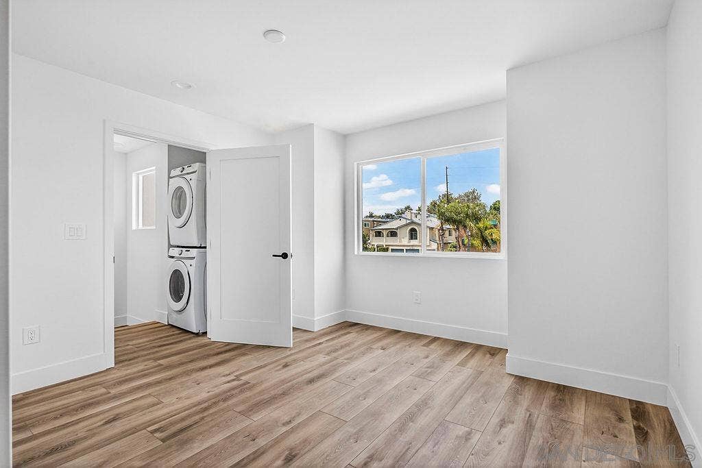 2139 Balboa Ave, San Diego, CA 92109