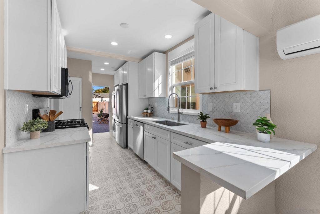 4337 Felton Street, San Diego, CA 92104 4337 Felton Street, San Diego, CA 92104
