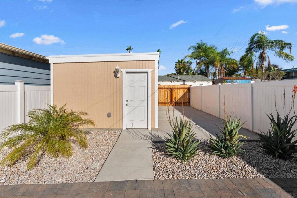 4337 Felton Street, San Diego, CA 92104 4337 Felton Street, San Diego, CA 92104