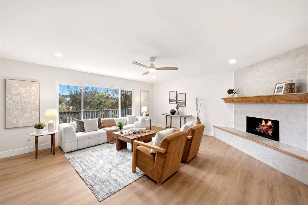 8698 Echo, La Mesa, CA 91941 8698 Echo, La Mesa, CA 91941