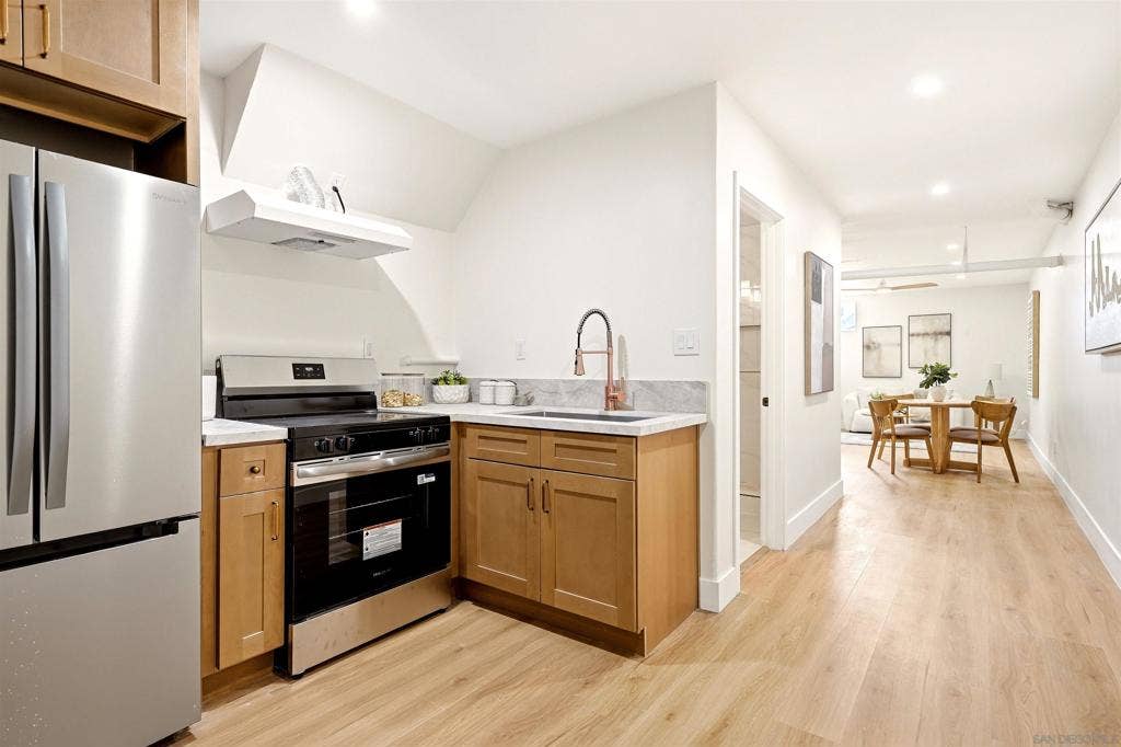 8698 Echo, La Mesa, CA 91941 8698 Echo, La Mesa, CA 91941