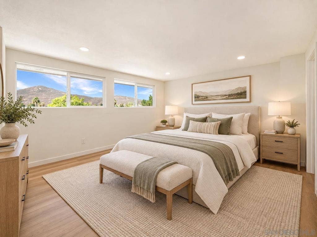 6880 Maury, San Diego, CA 92119