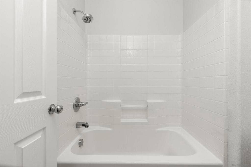 4470 Brisbane Way, #5, Oceanside, CA 92058