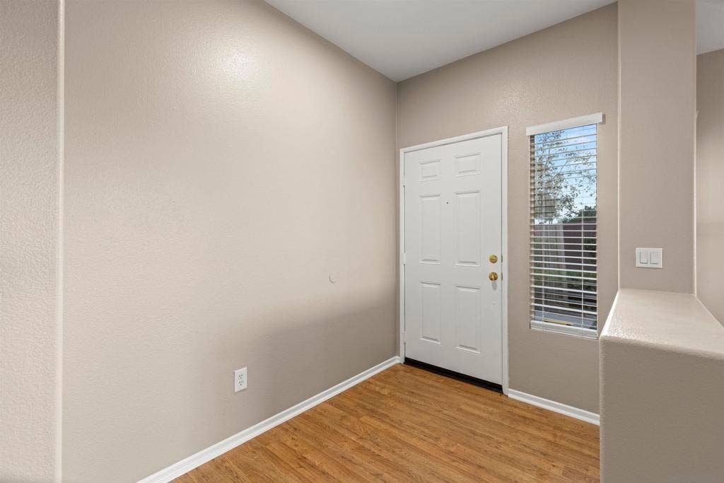 4470 Brisbane Way, #5, Oceanside, CA 92058