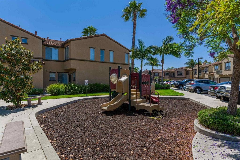 4470 Brisbane Way, #5, Oceanside, CA 92058