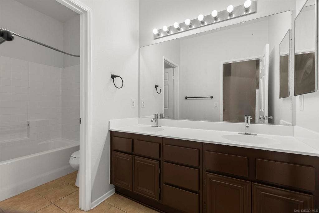 4470 Brisbane Way, #5, Oceanside, CA 92058