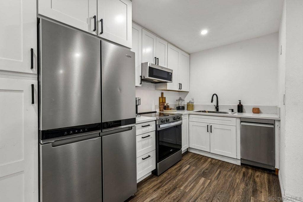 6928 Camphor, San Diego, CA 92139 6928 Camphor, San Diego, CA 92139