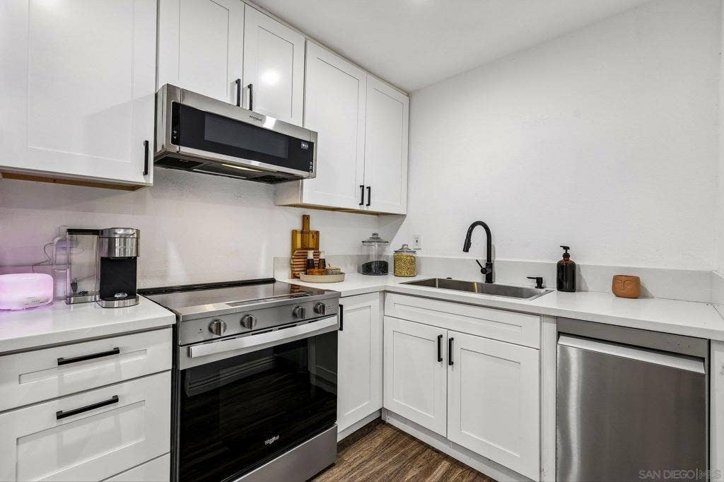 6928 Camphor, San Diego, CA 92139 6928 Camphor, San Diego, CA 92139