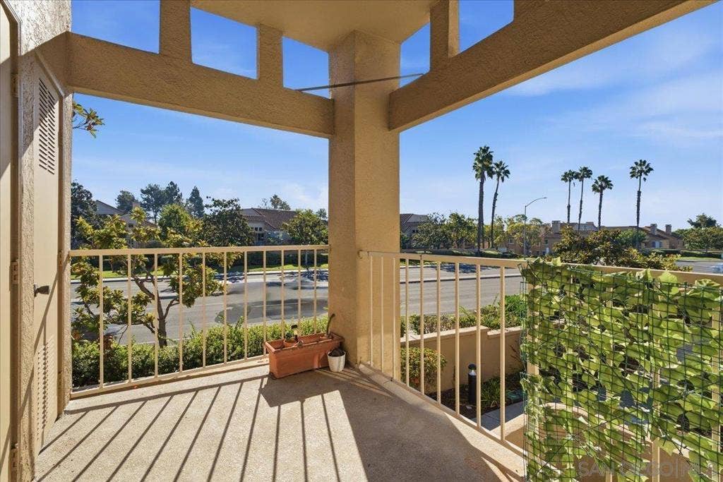7320 Calle Cristobal, #70, San Diego, CA 92126