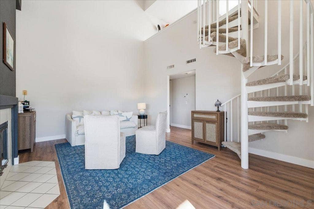 7320 Calle Cristobal, #70, San Diego, CA 92126