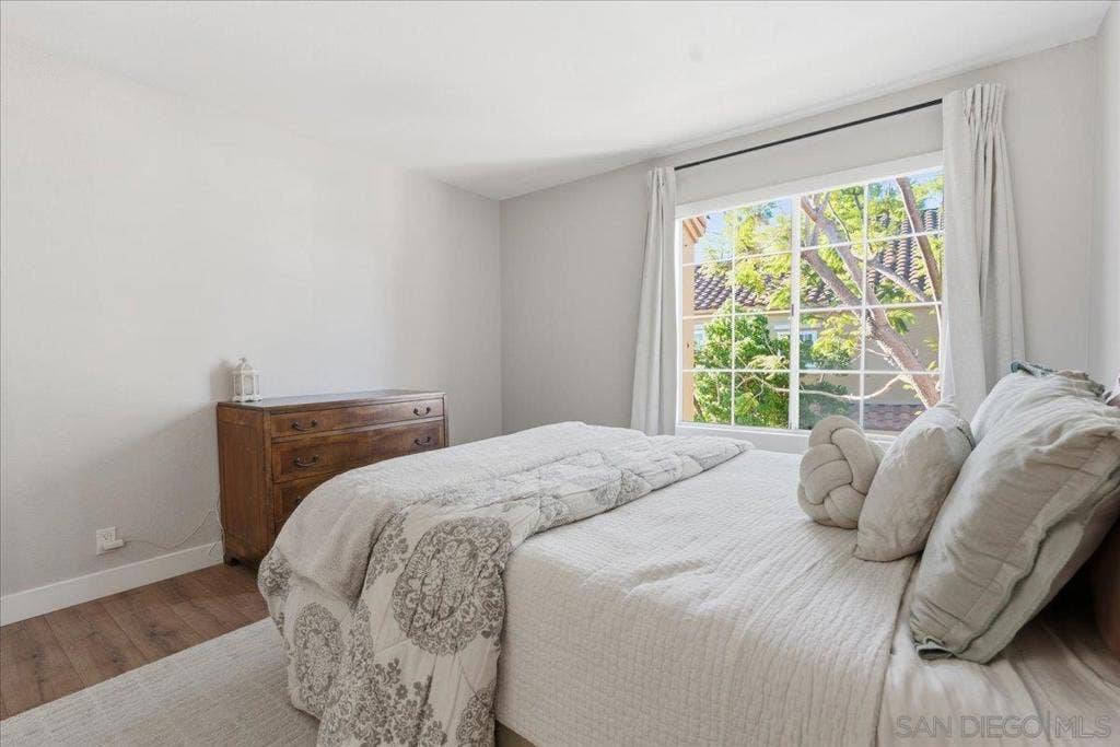 7320 Calle Cristobal, #70, San Diego, CA 92126