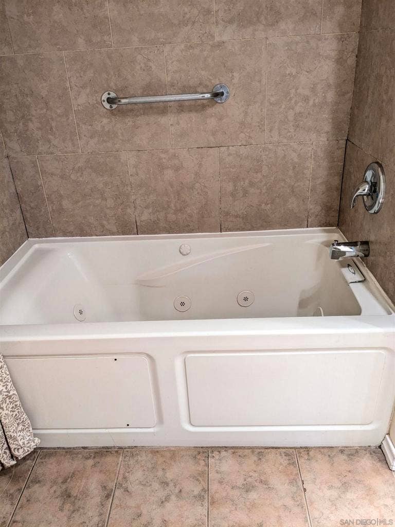 Primary Bath/Spa