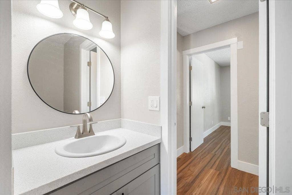5473 Adobe Falls Rd, #9, San Diego, CA 92120