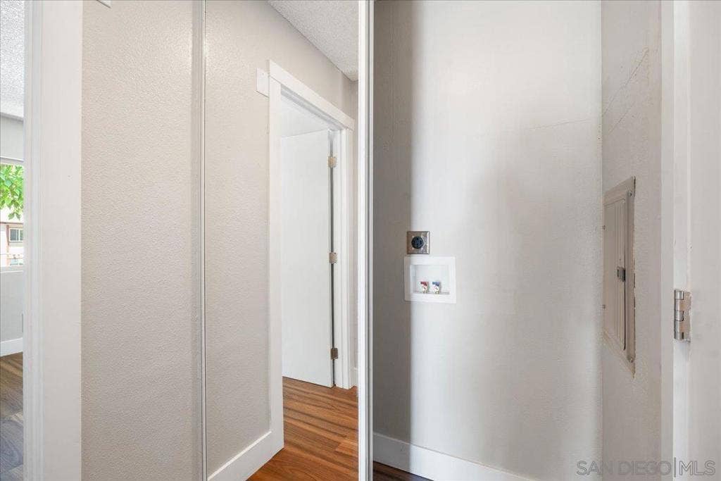 5473 Adobe Falls Rd, #9, San Diego, CA 92120