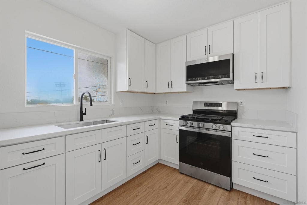 3136 44th Street, San Diego, CA 92105