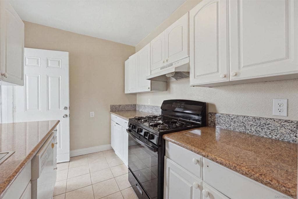 3136 44th Street, San Diego, CA 92105