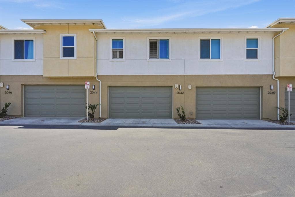 2044 BLUESTONE CIR., Chula Vista, CA 91913