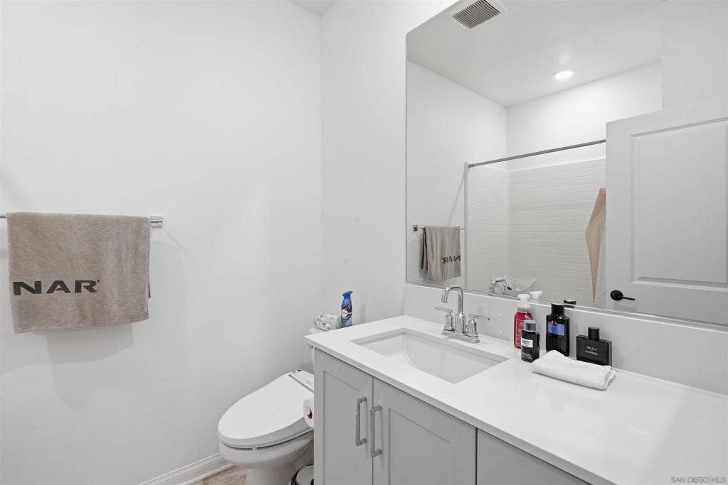 2044 BLUESTONE CIR., Chula Vista, CA 91913