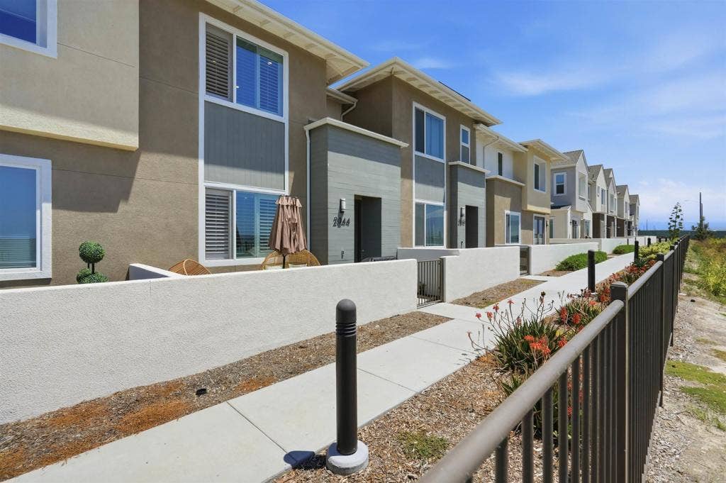 2044 BLUESTONE CIR., Chula Vista, CA 91913