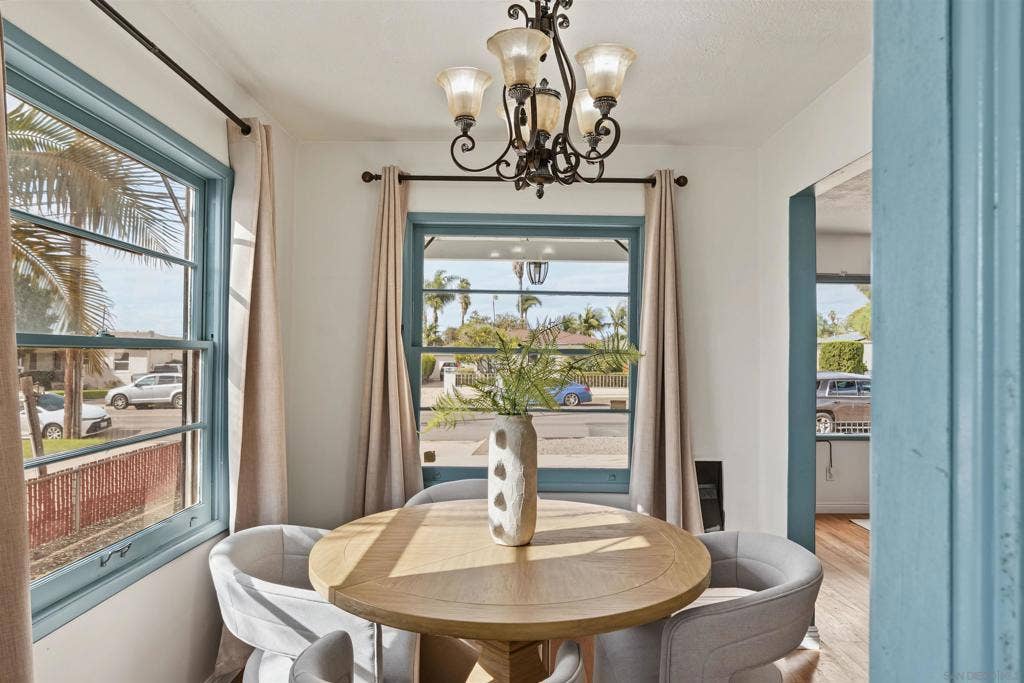 208 K St, Chula Vista, CA 91911