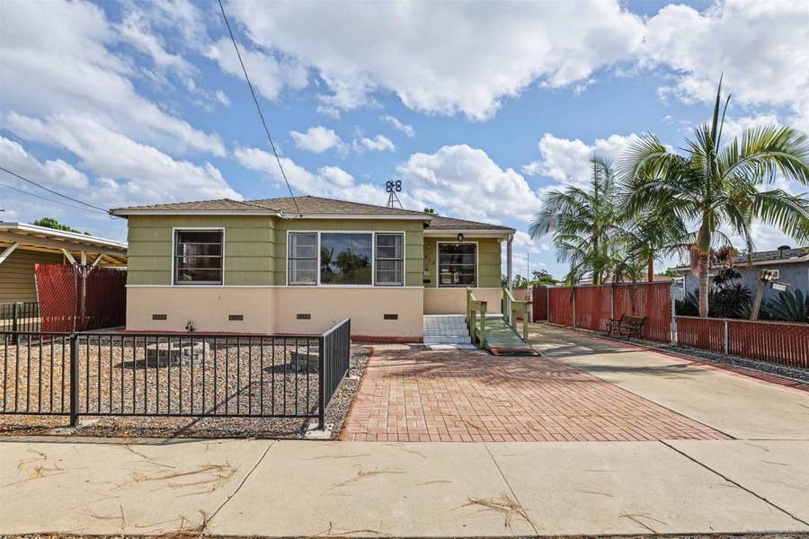 Property photo for 208 K St, Chula Vista, CA