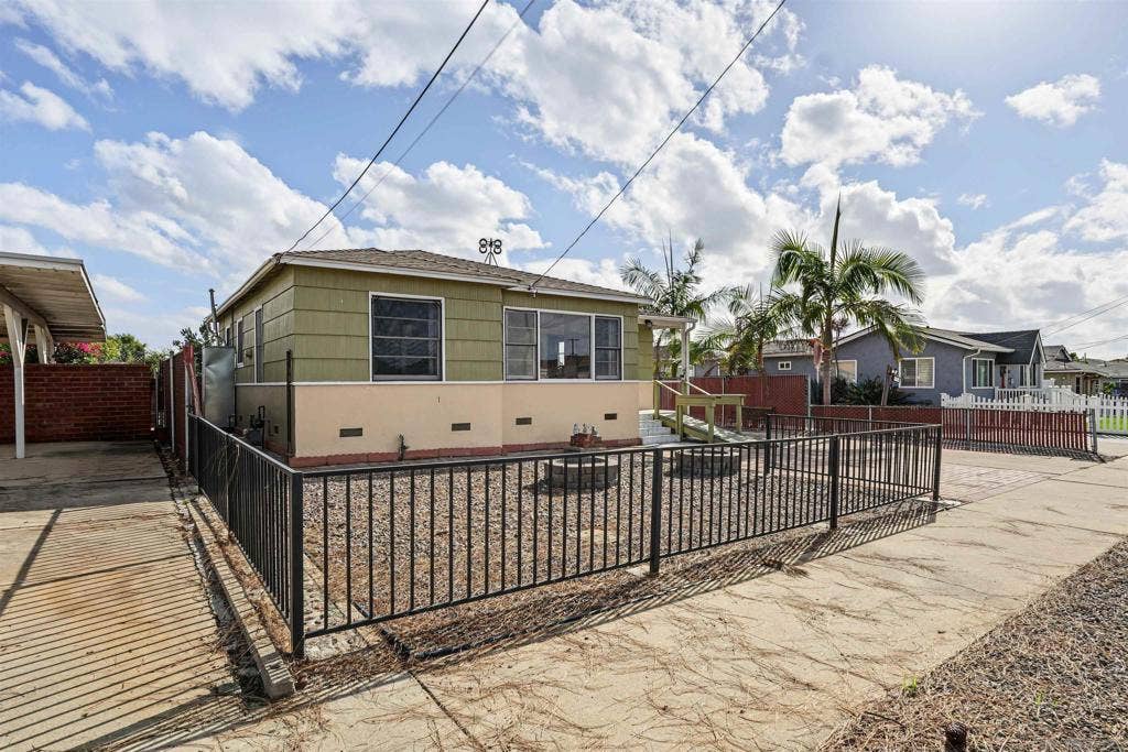 208 K St, Chula Vista, CA 91911