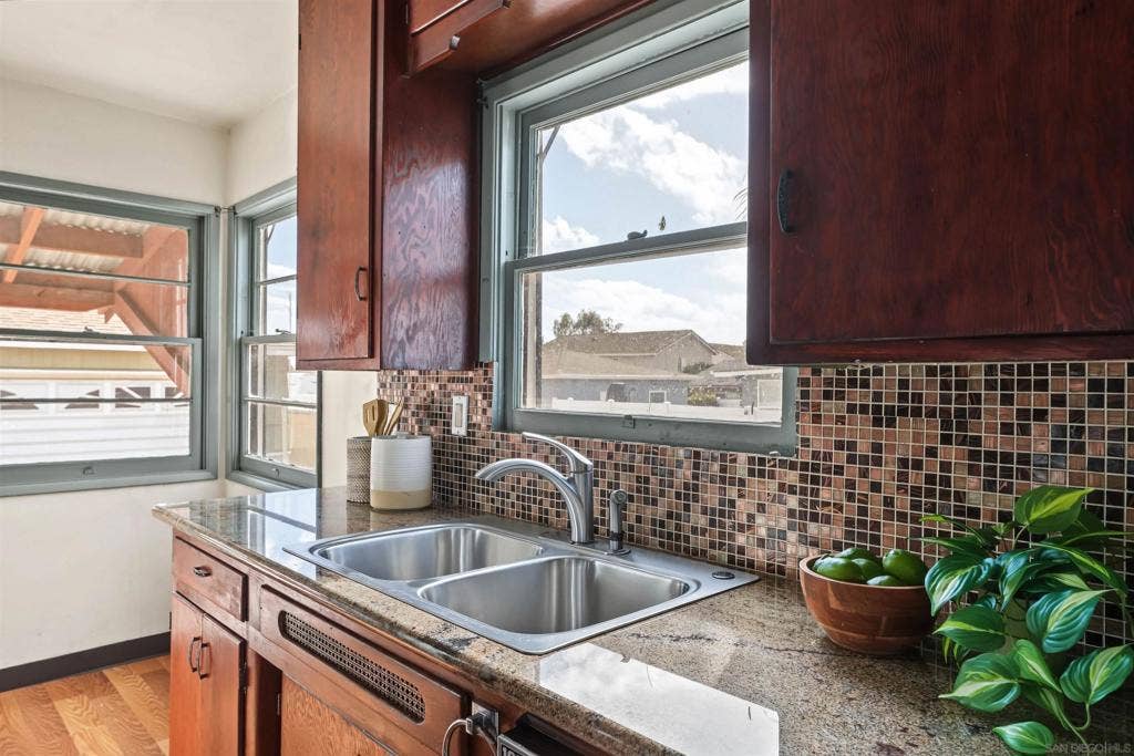 208 K St, Chula Vista, CA 91911