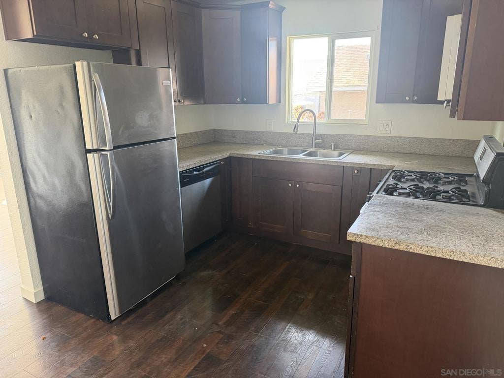 3517 J St, San Diego, CA 92102