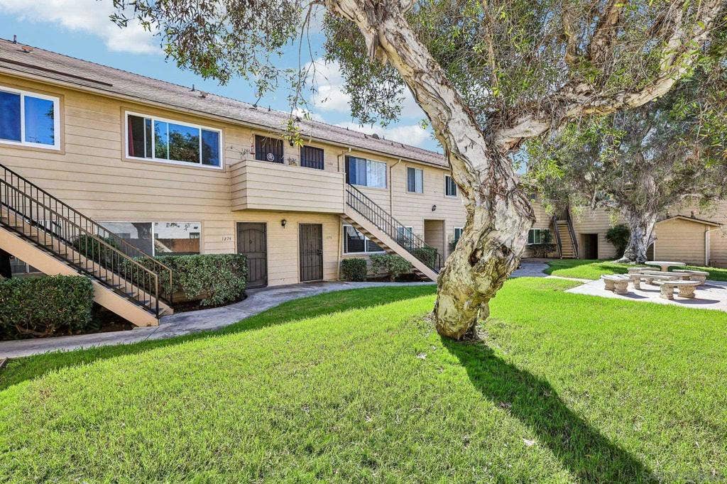 1274 Holly Ave., Imperial Beach, CA 91932