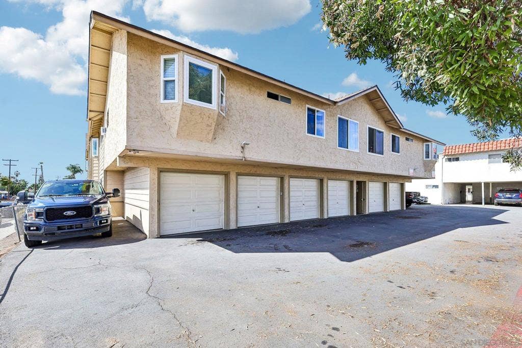 1274 Holly Ave., Imperial Beach, CA 91932