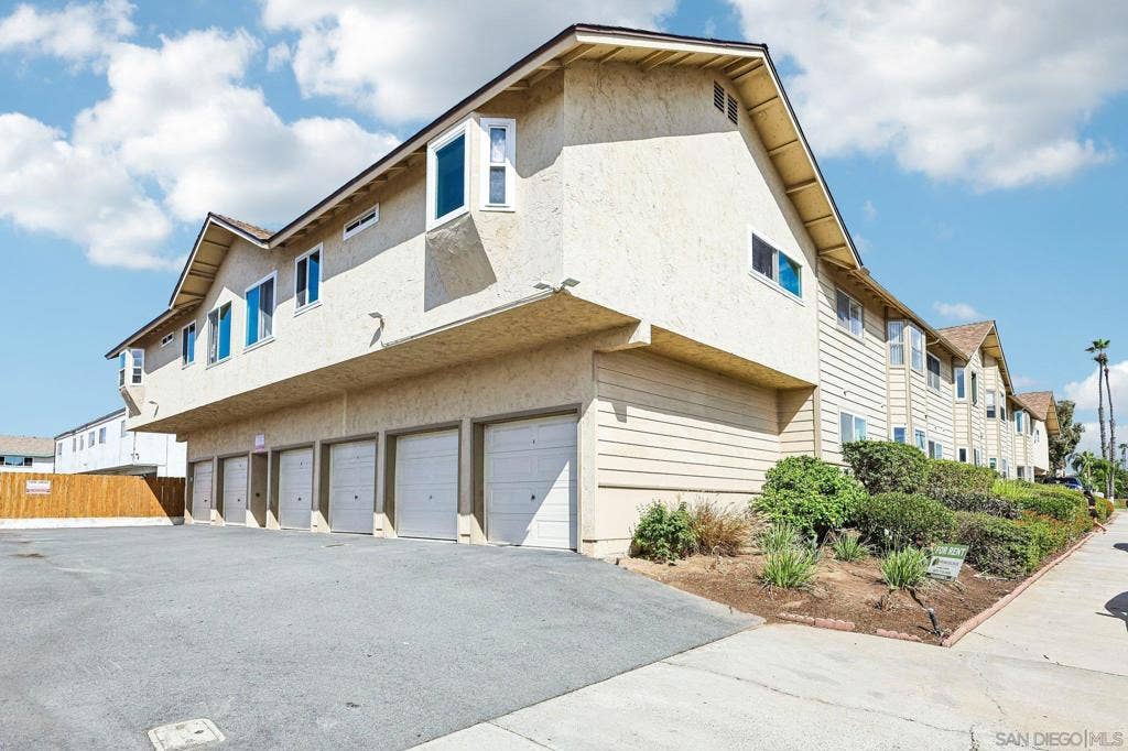 1274 Holly Ave., Imperial Beach, CA 91932