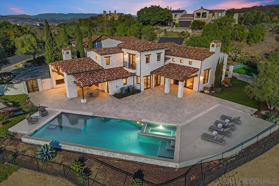 Property photo for 8069 Entrada De Luz E, San Diego, CA