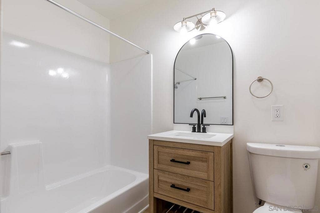9249 Birch Street, Spring Valley, CA 91977 9249 Birch Street, Spring Valley, CA 91977