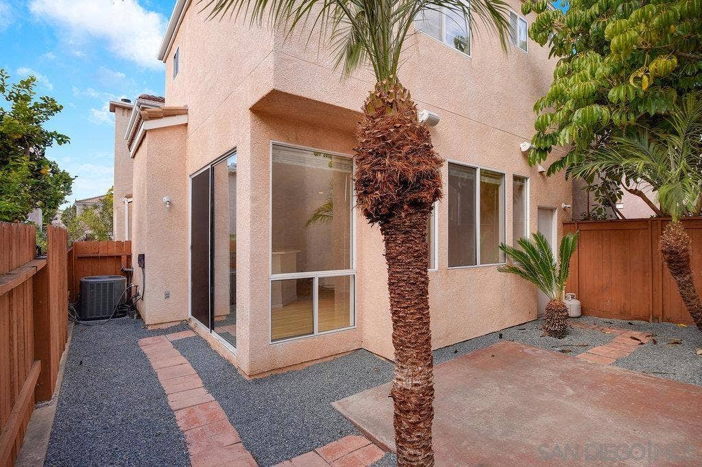 10961 Caminito Arcada, Scripps Miramar, CA 92131 10961 Caminito Arcada, Scripps Miramar, CA 92131