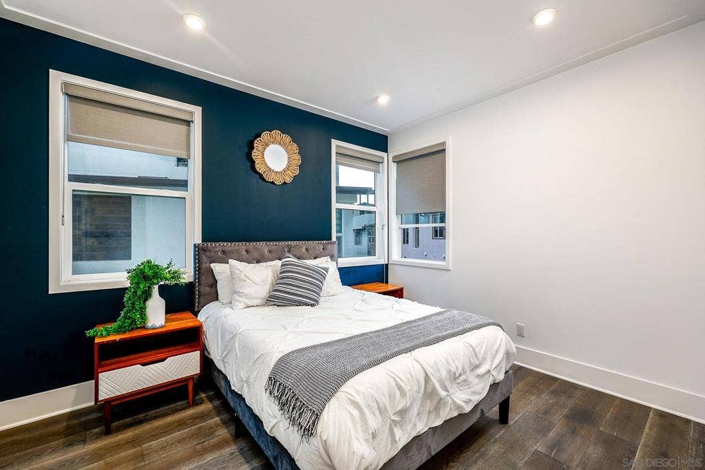 2858 Avella Cir, San Diego, CA 92108 2858 Avella Cir, San Diego, CA 92108