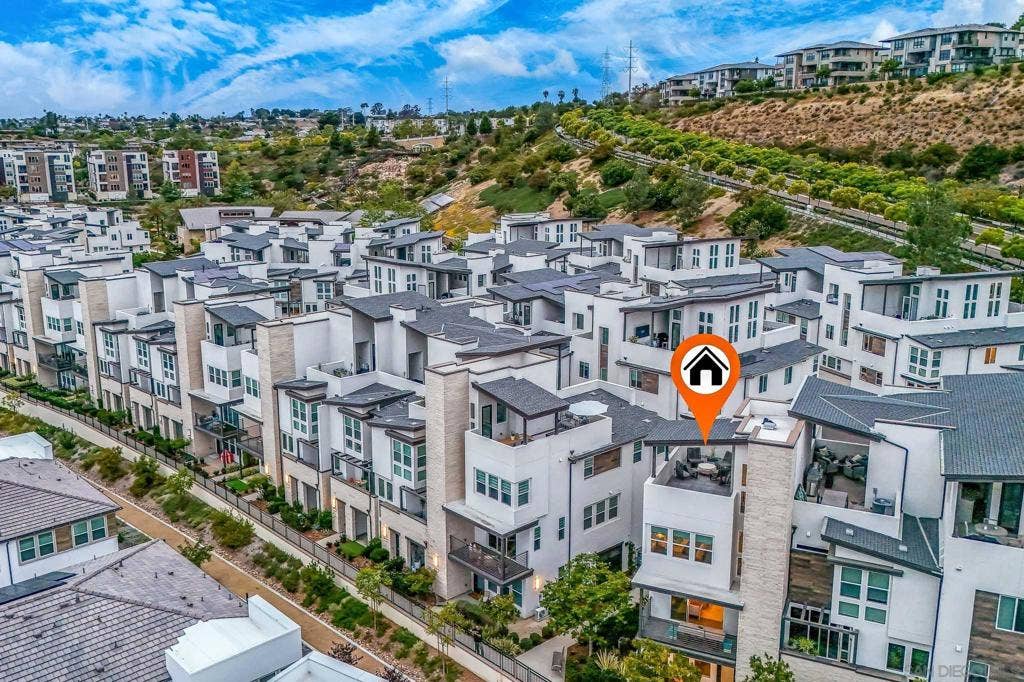 2858 Avella Cir, San Diego, CA 92108 2858 Avella Cir, San Diego, CA 92108