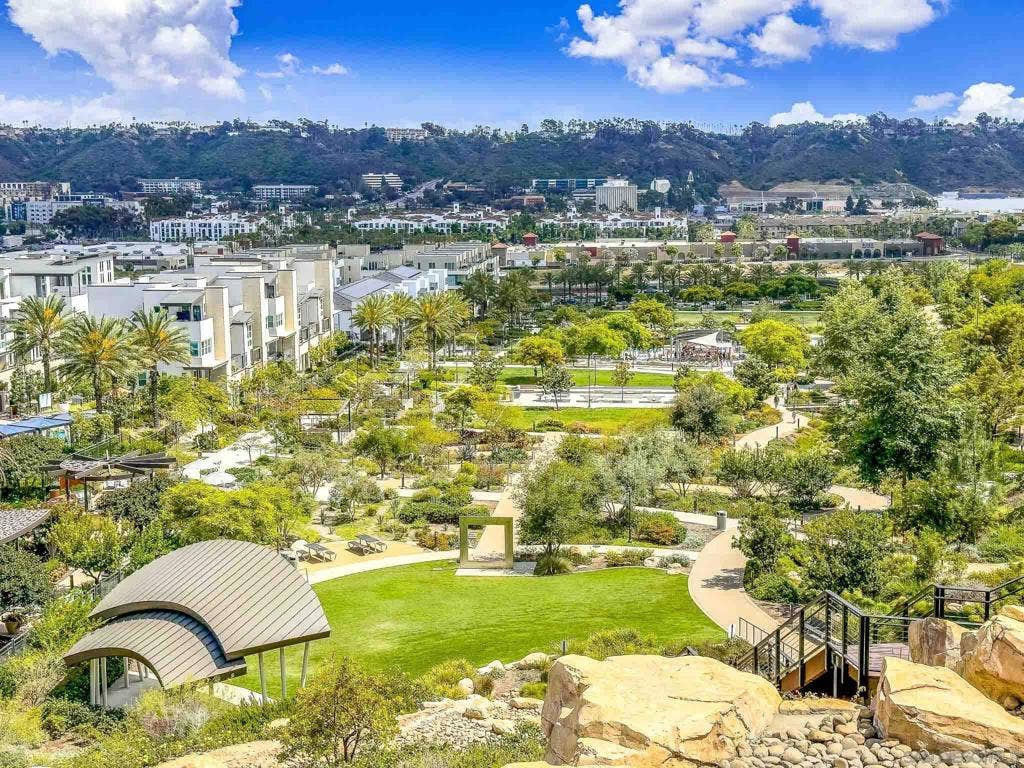 2858 Avella Cir, San Diego, CA 92108 2858 Avella Cir, San Diego, CA 92108
