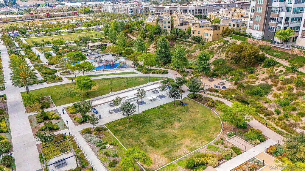 2858 Avella Cir, San Diego, CA 92108 2858 Avella Cir, San Diego, CA 92108