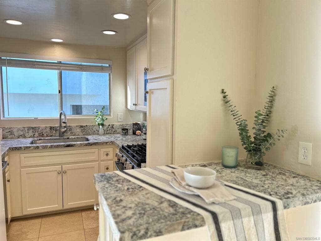2277 Montgomery Ave, Cardiff By The Sea, CA 92007 2277 Montgomery Ave, Cardiff By The Sea, CA 92007
