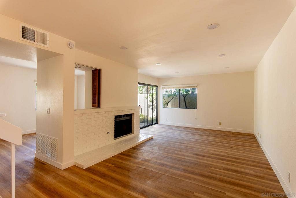 4478 Via Pasear, San Diego, CA 92122 4478 Via Pasear, San Diego, CA 92122